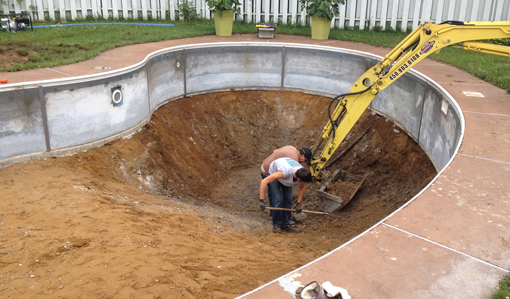 Entreprise de démolition de piscine, cabanon et cassage de béton - mini excavation Joliette Entreprise de démolition de piscine, cabanon et cassage de béton - mini excavation Joliette