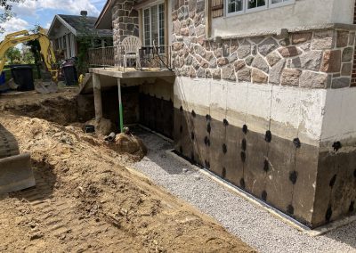 Service de drain et imperméabilisation de fondation au goudrons à Joliette, Saint-Paul, Saint-Thomas, Crabtree dans Lanaudière et environs - Mini-Excavation Joliette